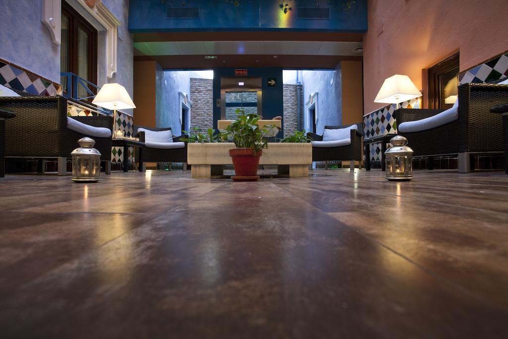 Suites Gran Via 44 Granada Exteriör bild
